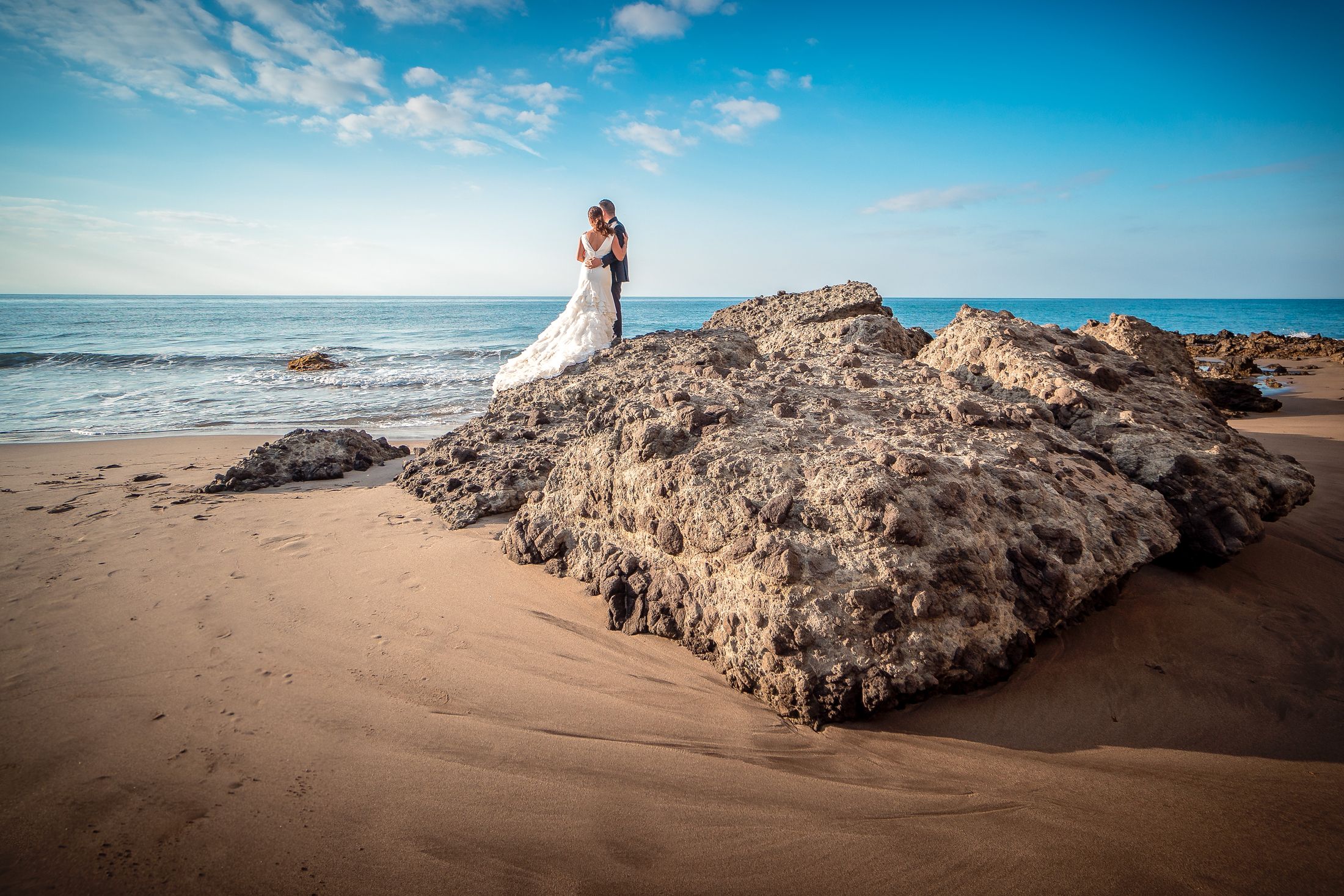 Post boda en la playa de Monsul